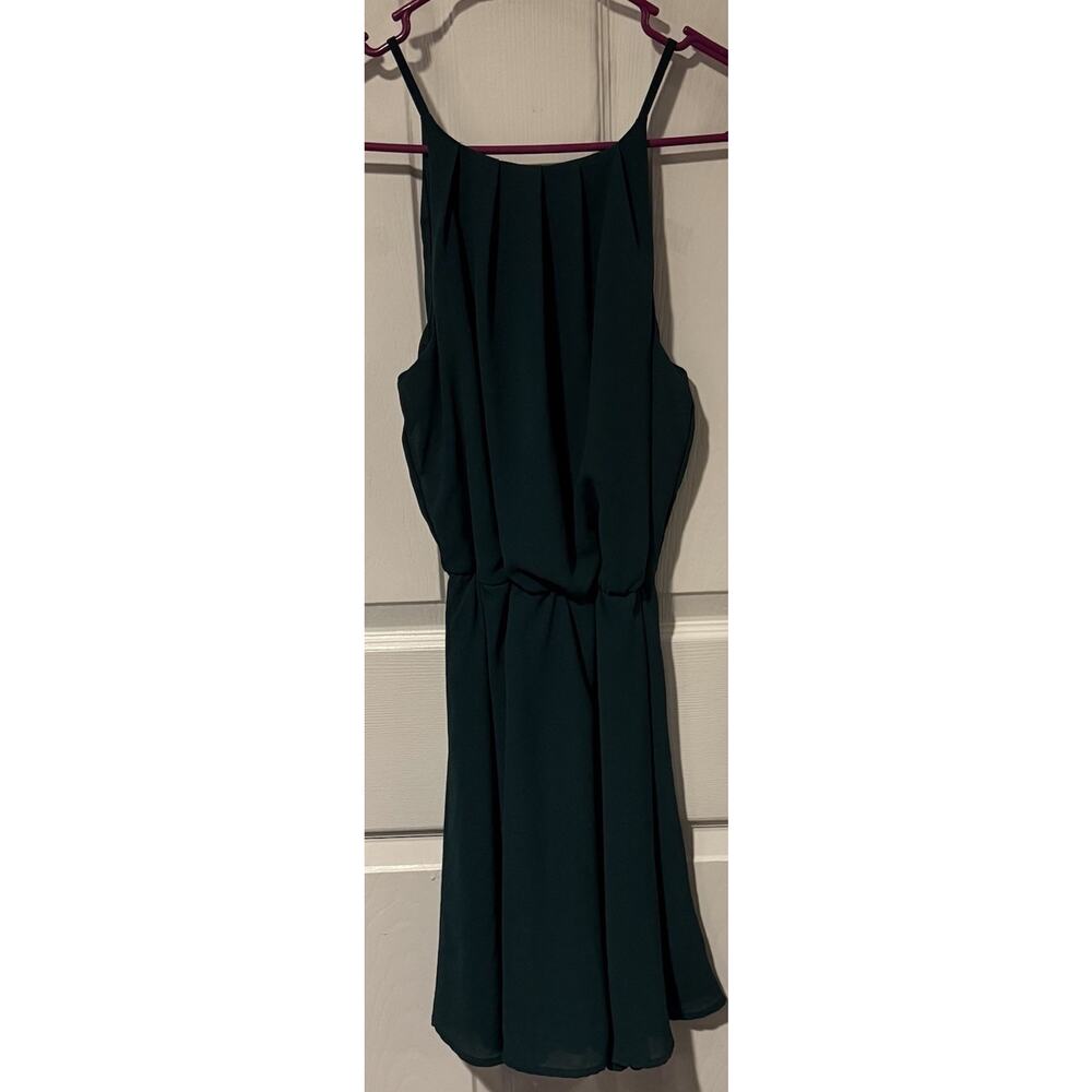 Miami Women's Emerald Green Flowy Keyhole Back Knee Length Dress, Size XS